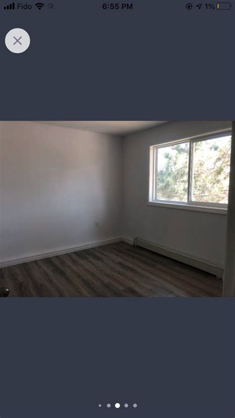 ️Lovely and friendly neighborhood ️Separate Entrance ️Large Bright Window ️Central. . Bachelor apartment sudbury all inclusive